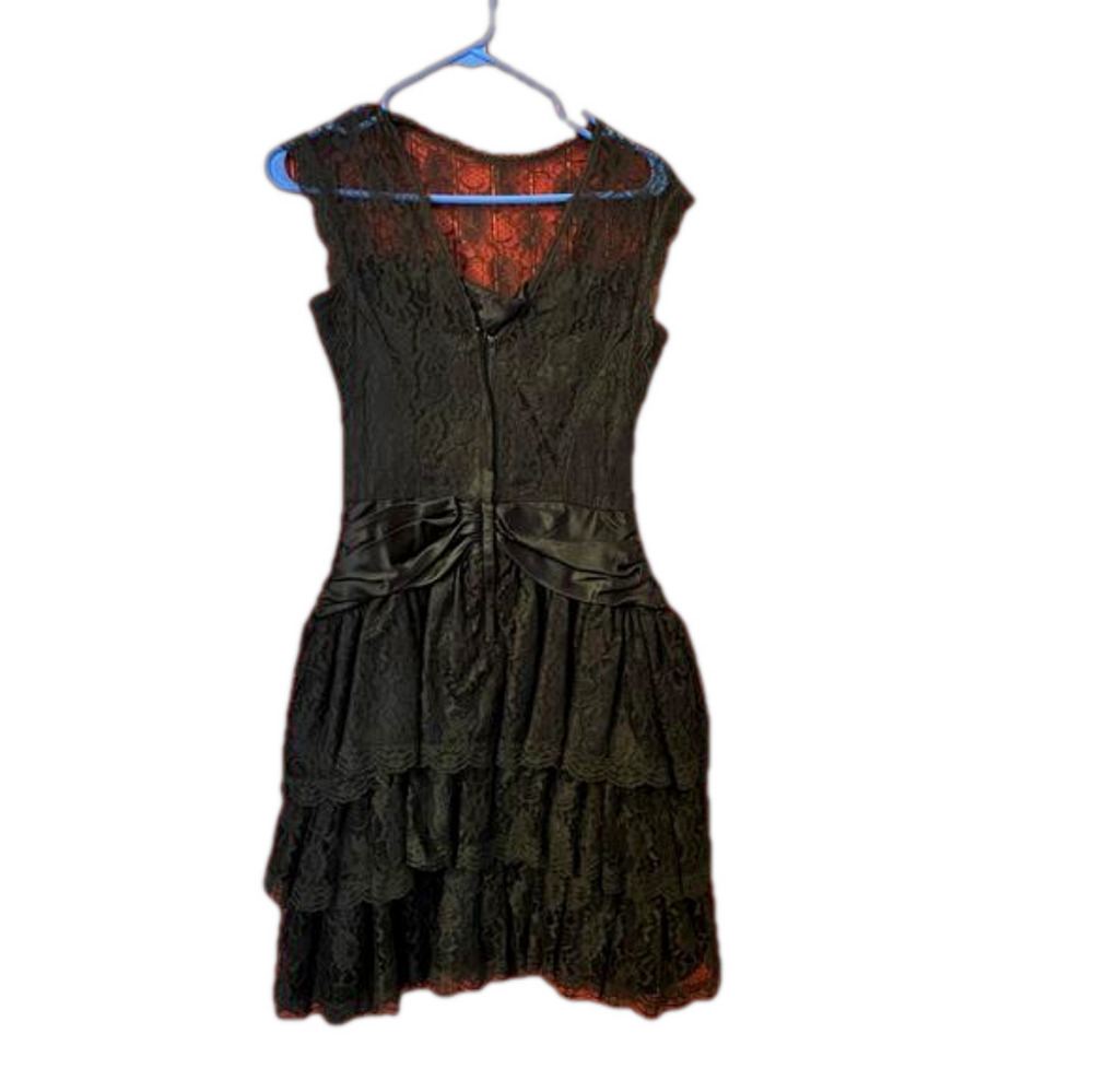 Vintage Late 70’s 80's Gunne Sax Black Lace & Satin Dress 5 - Picture 2 of 11